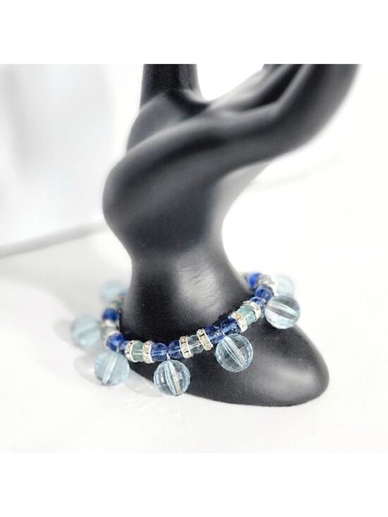 Artisan Jewelry - Artisanal Blue Beaded Bracelet Elegant